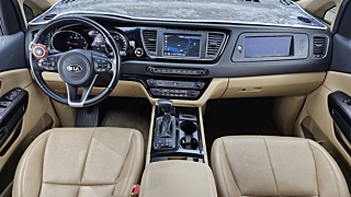 KIA CARNIVAL 2017