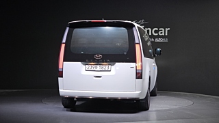 HYUNDAI STARIA 2023