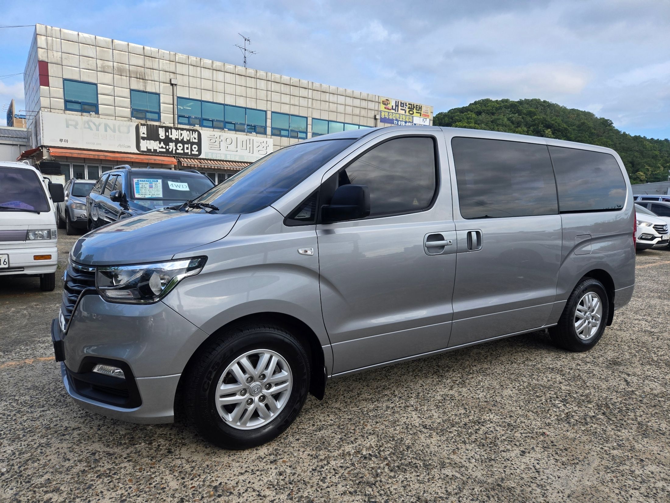 HYUNDAI STAREX GRAND 2019