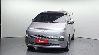 HYUNDAI STARIA 2023