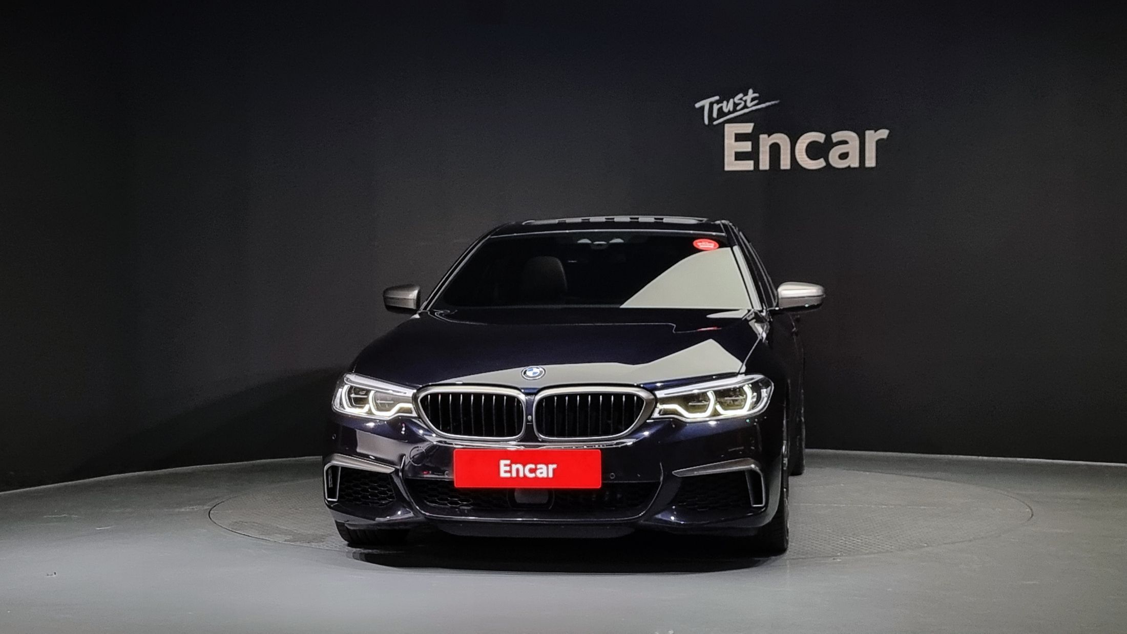 BMW 5-SERIES G30 2019