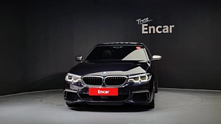 BMW 5-SERIES G30 2019