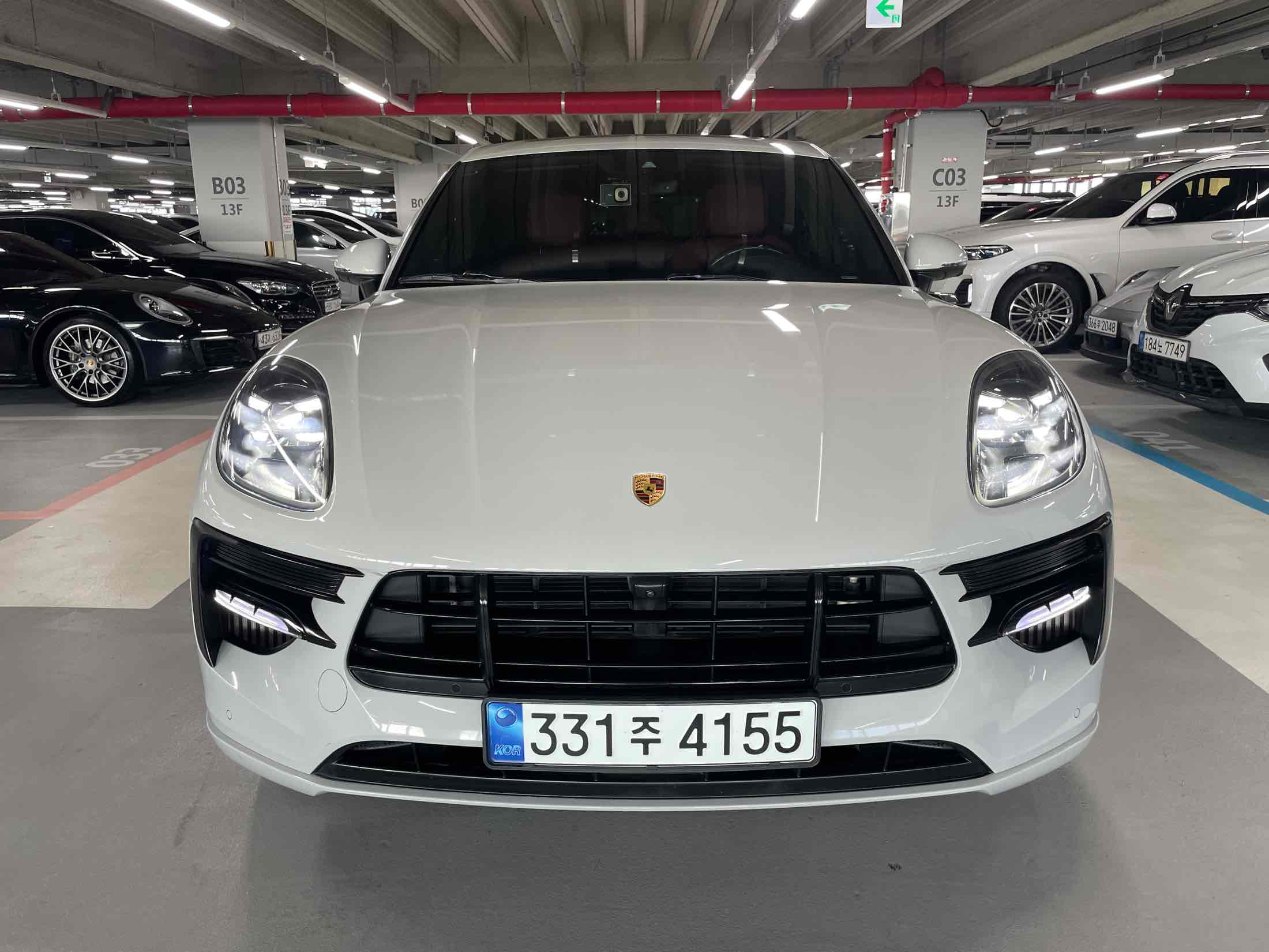 PORSCHE MACAN 2021