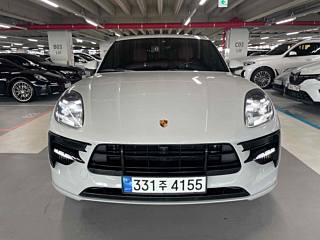 PORSCHE MACAN 2021