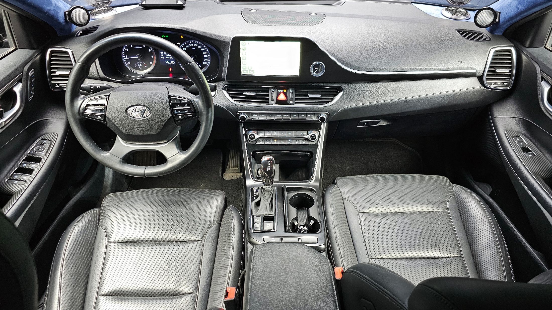 HYUNDAI GRANDEUR IG 2017