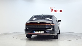 HYUNDAI GRANDEUR HYBRID GN7 2023