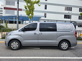 HYUNDAI STAREX GRAND 2018