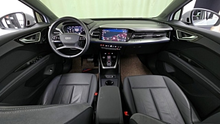 AUDI Q4 E-TRON F4 2022