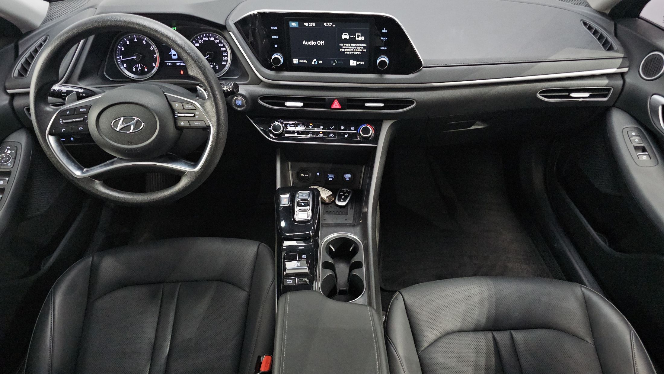 HYUNDAI SONATA DN8 2019