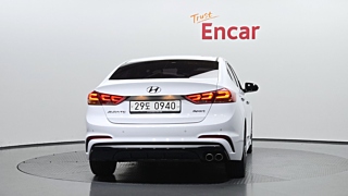 HYUNDAI AVANTE AD 2016