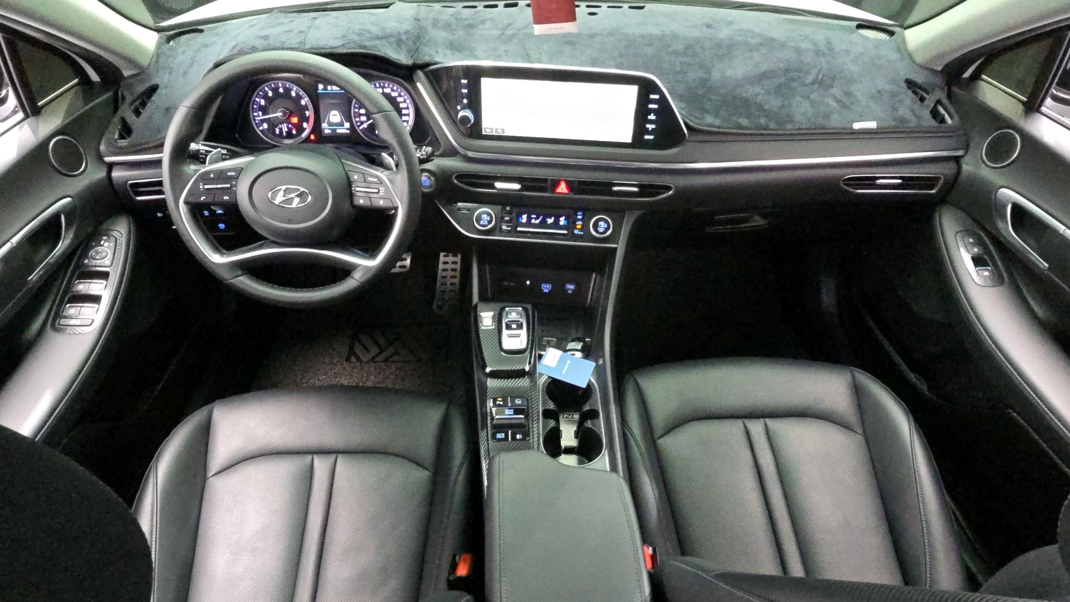 HYUNDAI SONATA DN8 2022