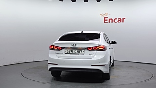HYUNDAI AVANTE AD 2016