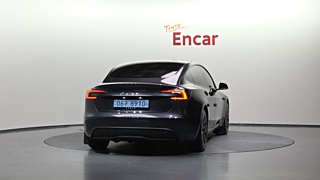 TESLA MODEL 3 2025