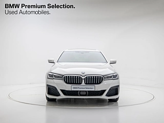 BMW 5-SERIES G30 2021