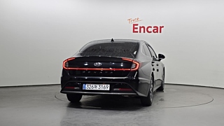 HYUNDAI SONATA HYBRID DN8 2021