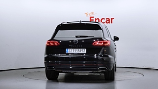 VOLKSWAGEN TOUAREG 2023
