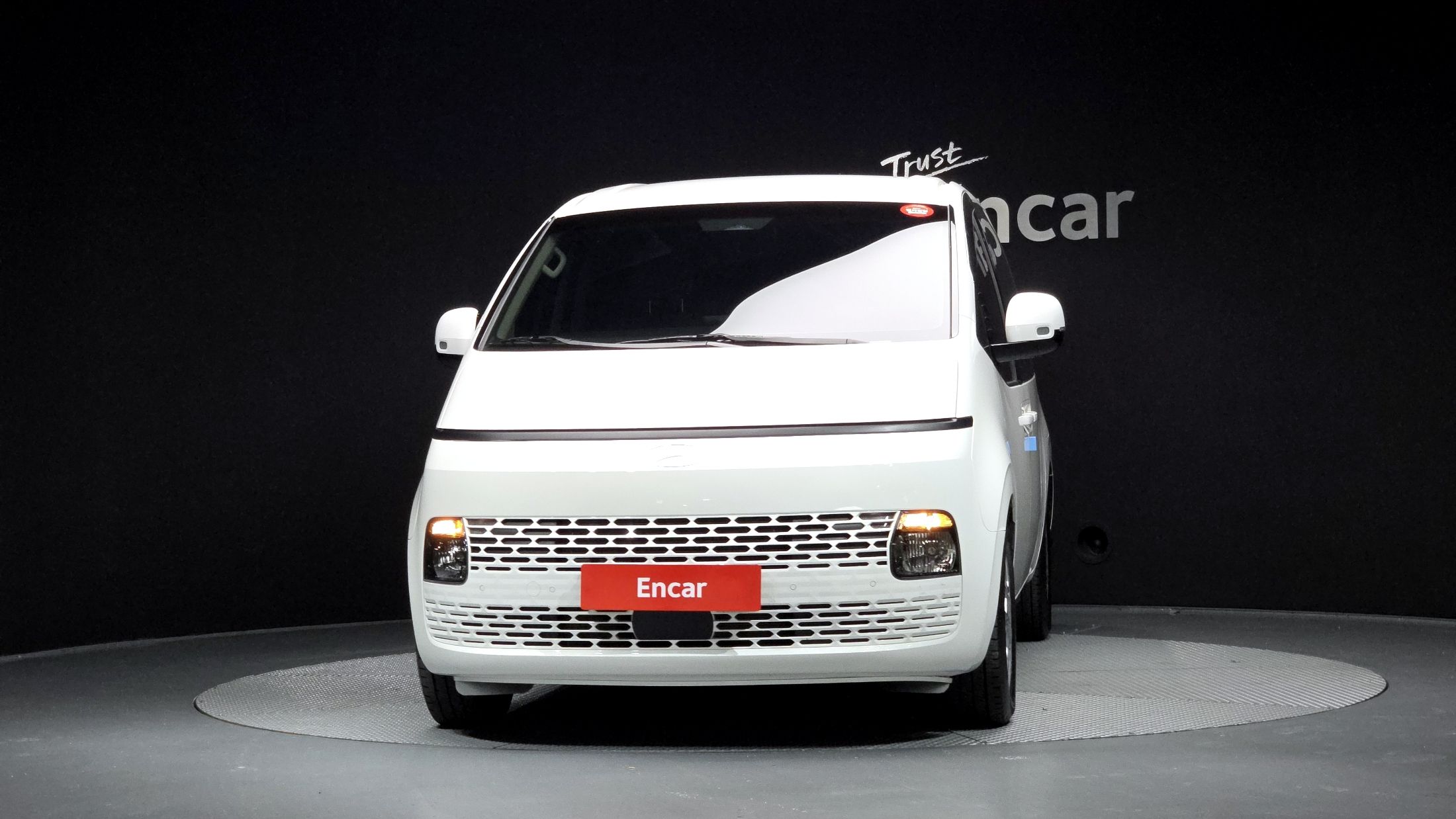 HYUNDAI STARIA 2024
