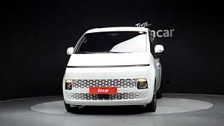 HYUNDAI STARIA 2024