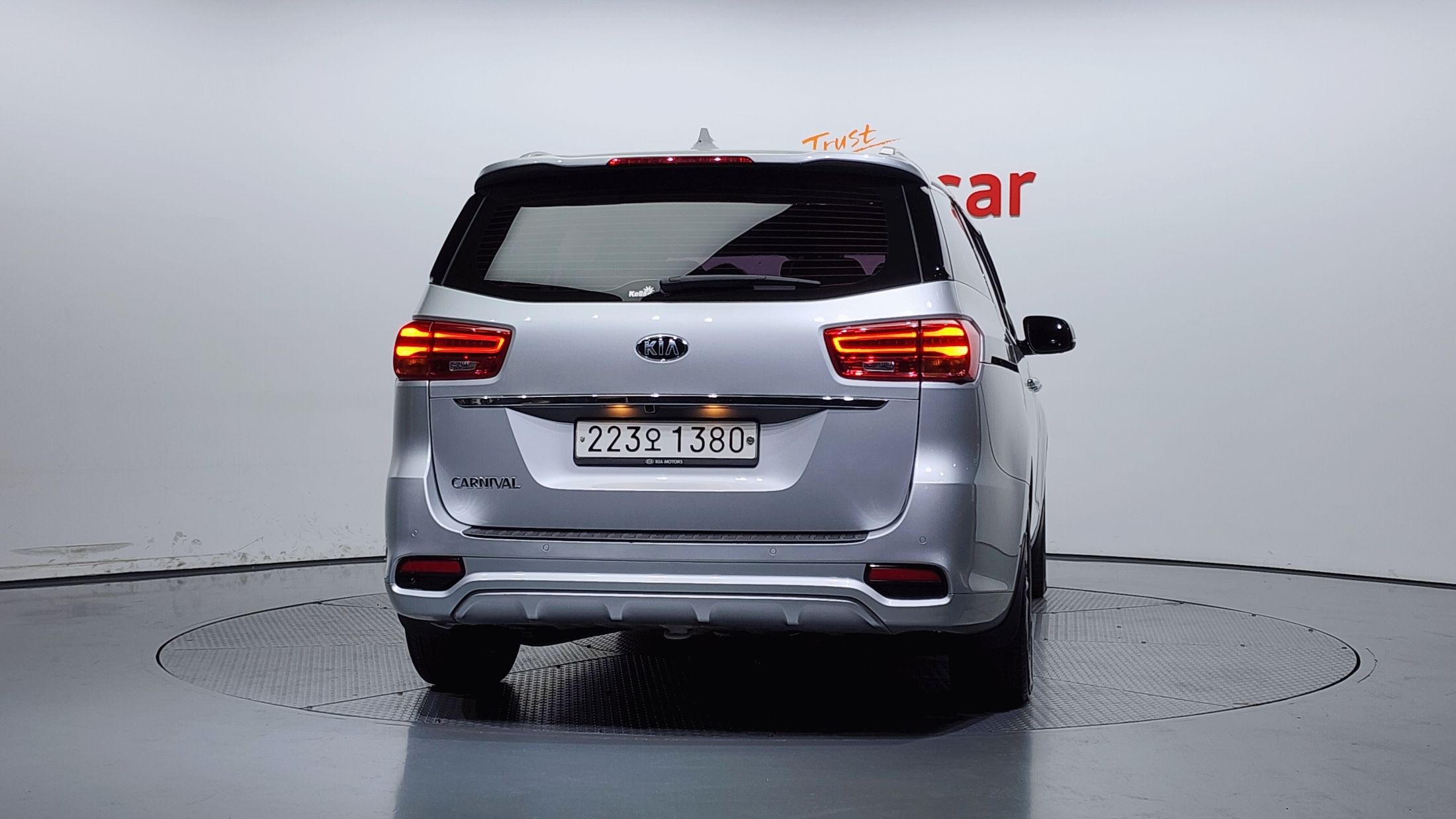 KIA CARNIVAL 2020