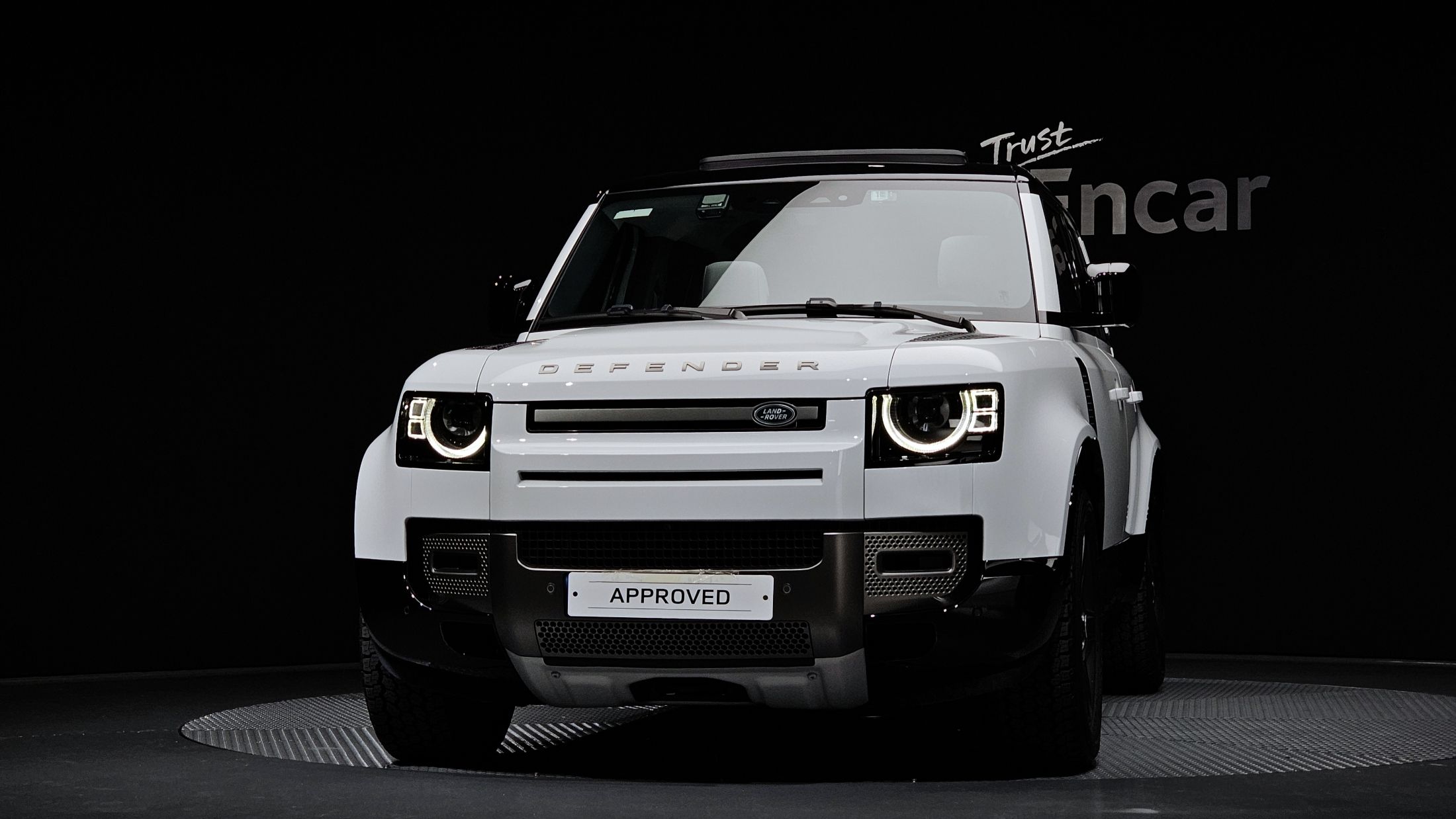 LAND ROVER DEFENDER L663 2025