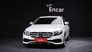 MERCEDES BENZ E-CLASS W213 2017