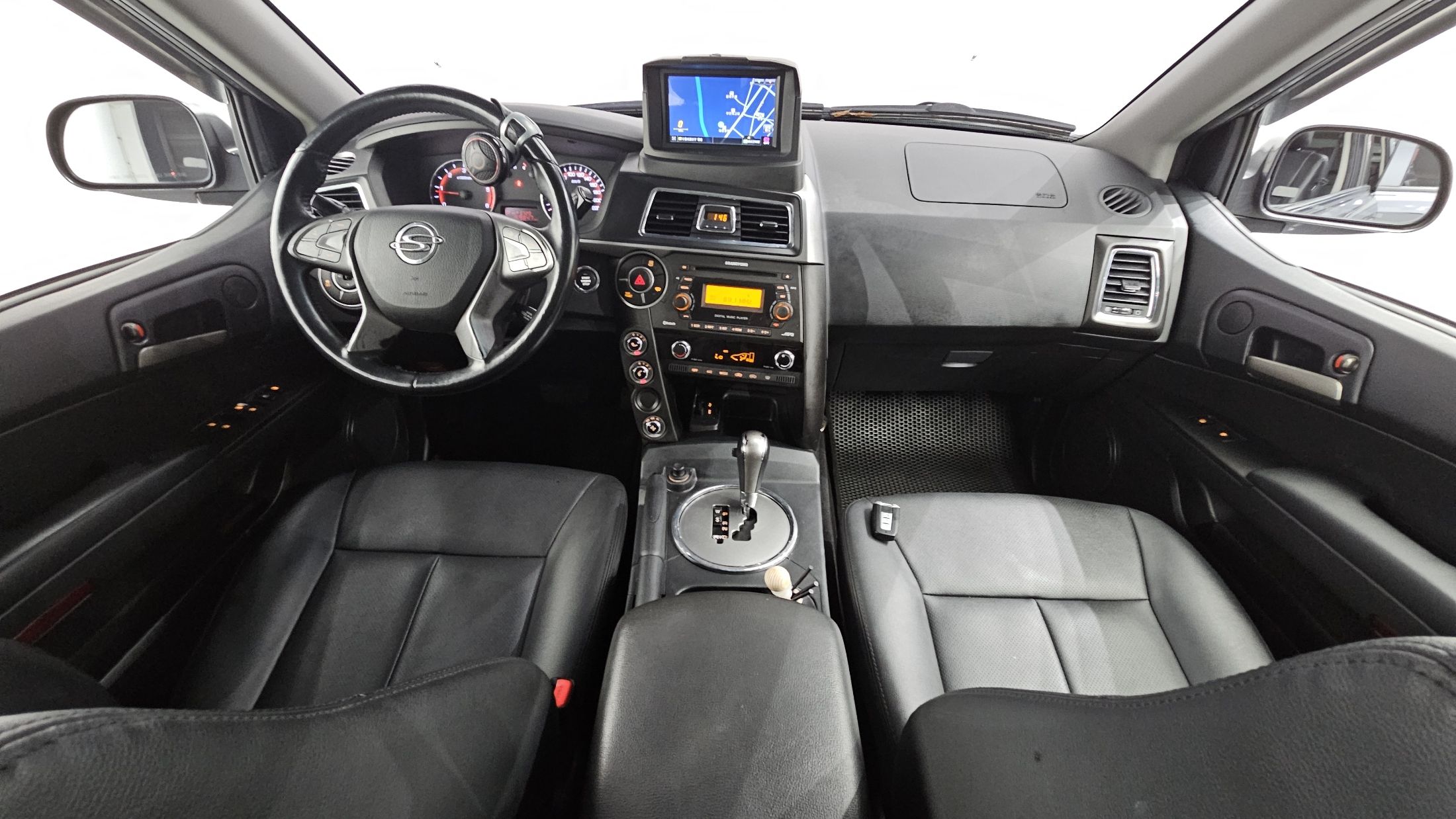 SSANGYONG KORANDO SPORTS 2016