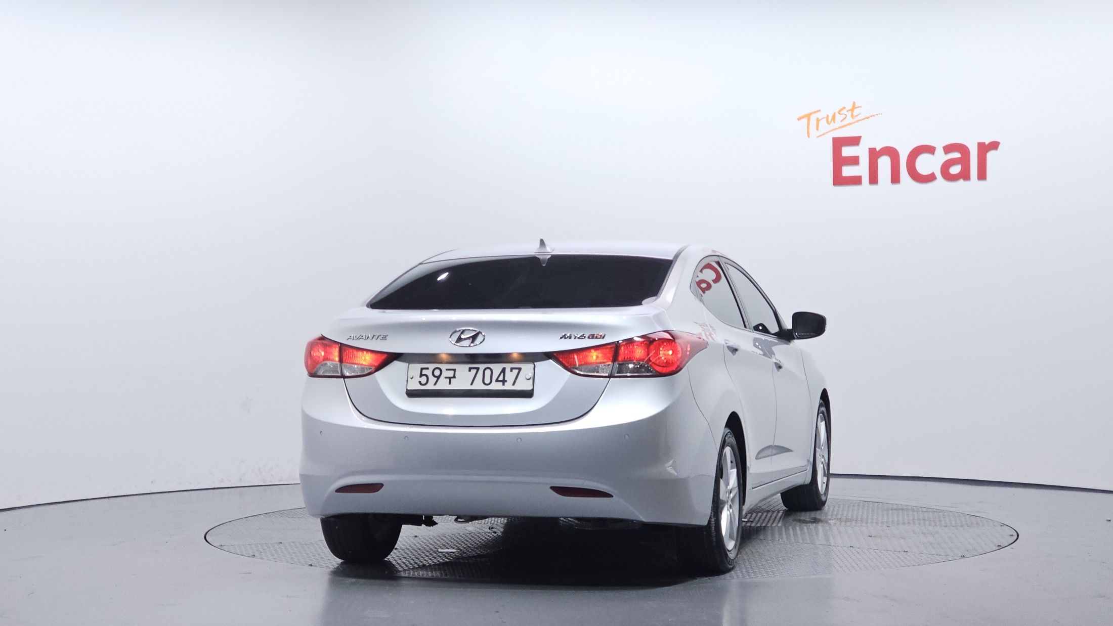 HYUNDAI AVANTE MD 2010