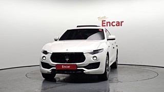 MASERATI LEVANTE 2017