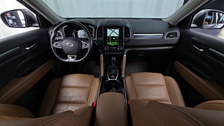 SAMSUNG QM6 2022