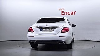 MERCEDES BENZ E-CLASS W213 2020