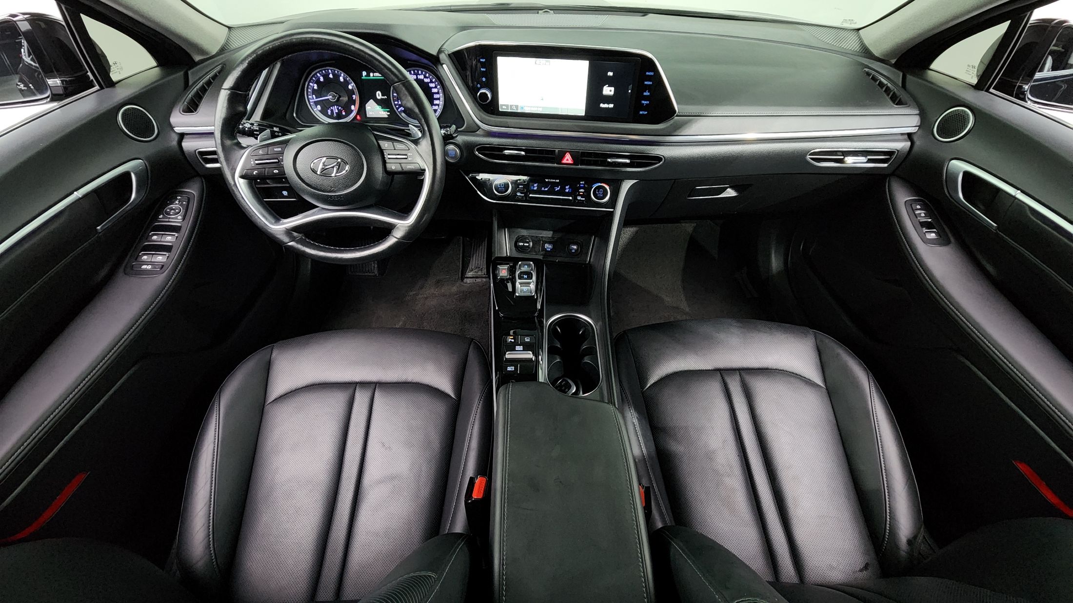 HYUNDAI SONATA DN8 2021