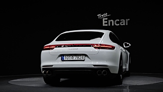 PORSCHE PANAMERA 971 2017