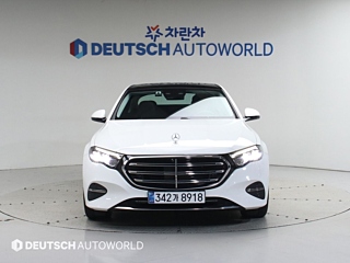 MERCEDES BENZ E-CLASS W214 2024