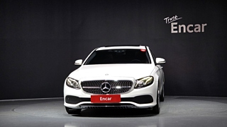MERCEDES BENZ E-CLASS W213 2016