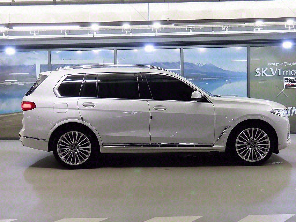 BMW X7 G07 2020
