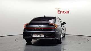 HYUNDAI SONATA DN8 2019