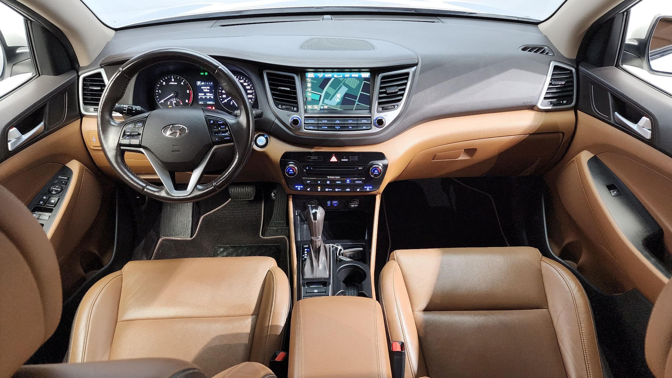 HYUNDAI TUCSON 2015
