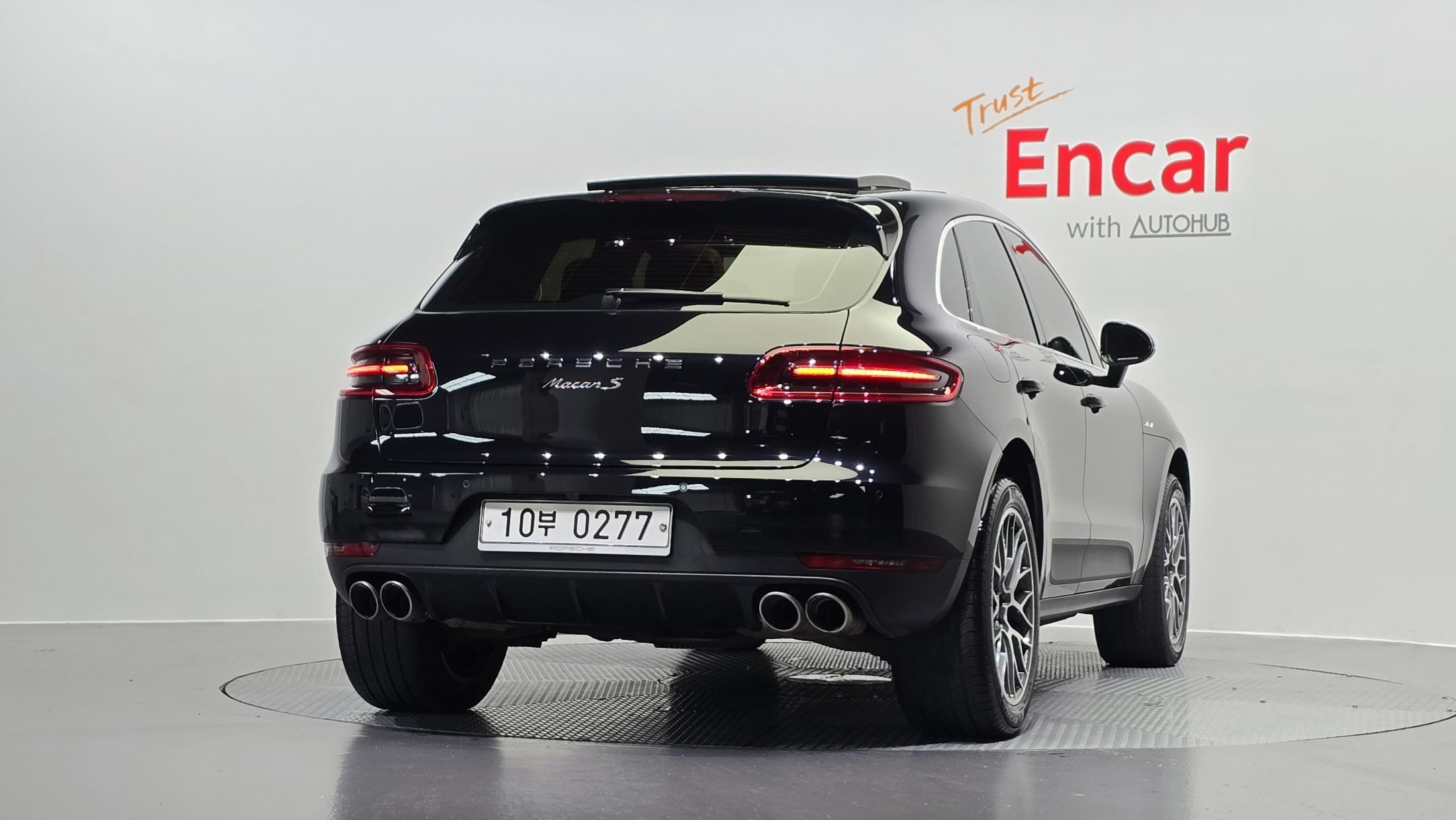 PORSCHE MACAN 2016
