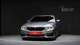 BMW 5-SERIES G30 2019