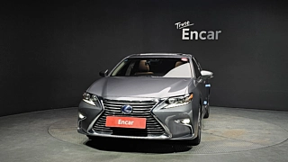 LEXUS ES300H 2018