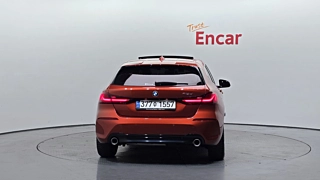 BMW 1-SERIES F40 2021