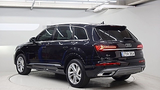 AUDI Q7 4M 2021