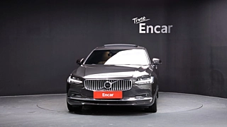 VOLVO S90 2021