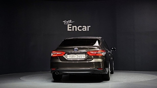 TOYOTA CAMRY XV70 2020