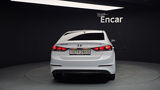 HYUNDAI AVANTE AD 2017