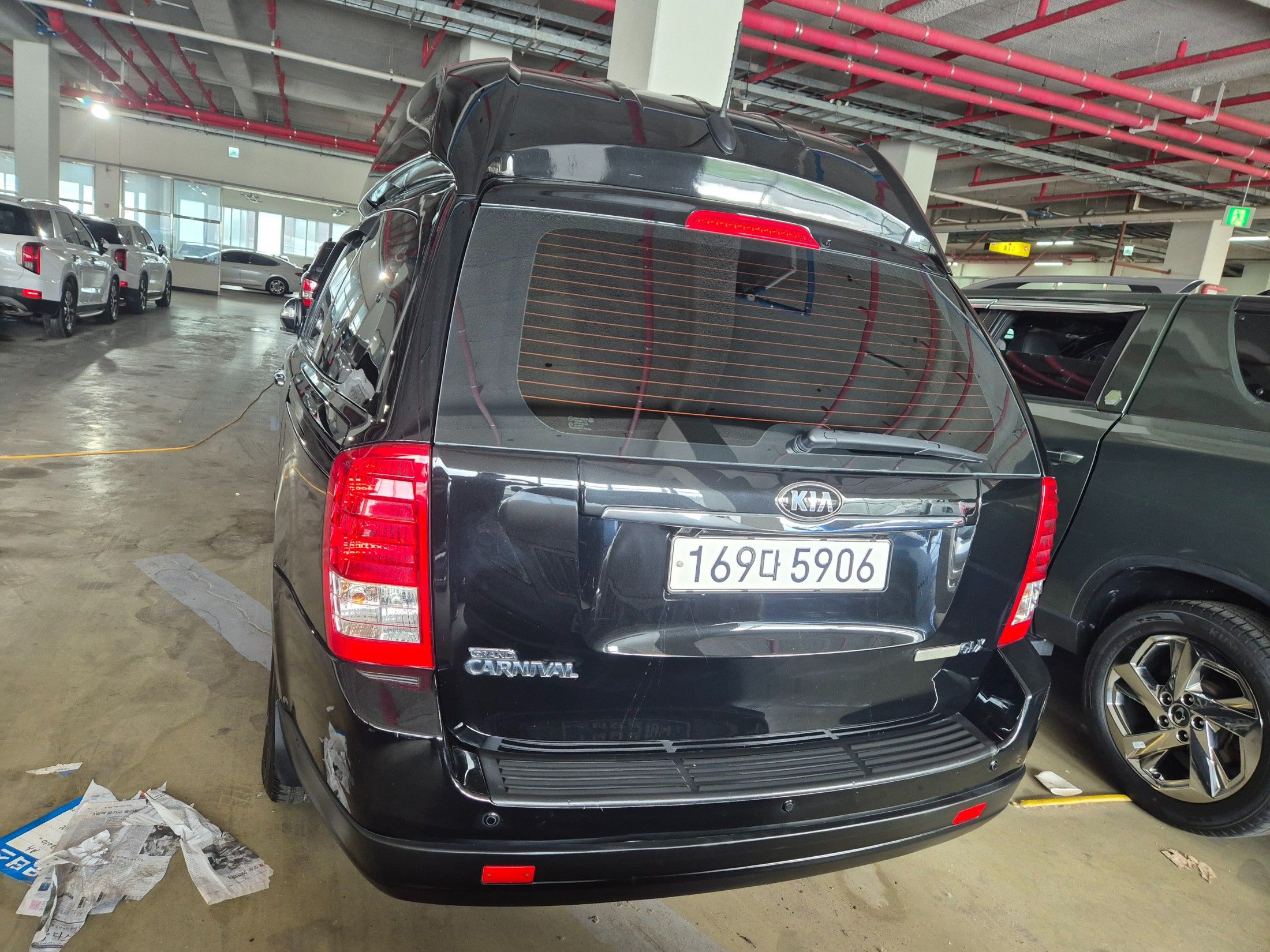 KIA CARNIVAL R 2013