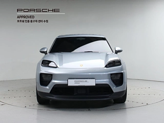 PORSCHE MACAN EV 2025