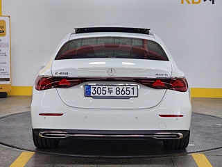 MERCEDES BENZ E-CLASS W214 2024
