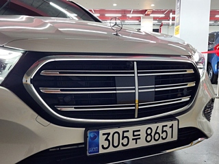 MERCEDES BENZ E-CLASS W214 2024