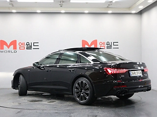 AUDI A6 C8 2021